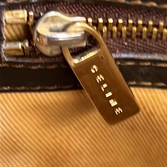 Celine Tote - Picture 9 of 16